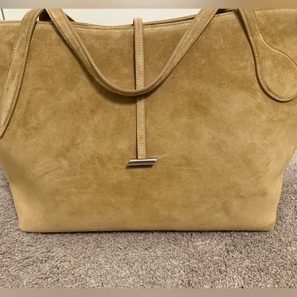 Liffner Penne Suede Tote Bag - Picture 9 of 13